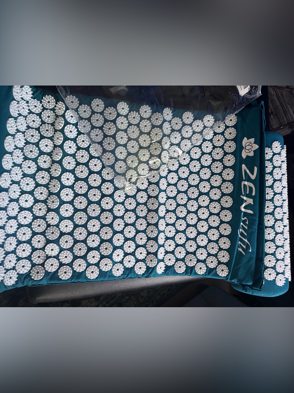 ZEN Slitta Acupressure Mat and Pillow Set in Teal and White